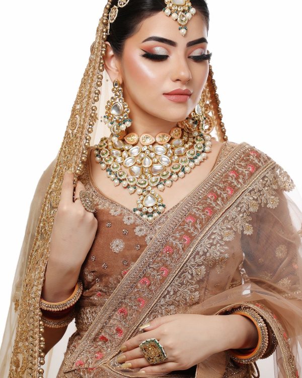 bride-9414692_1920